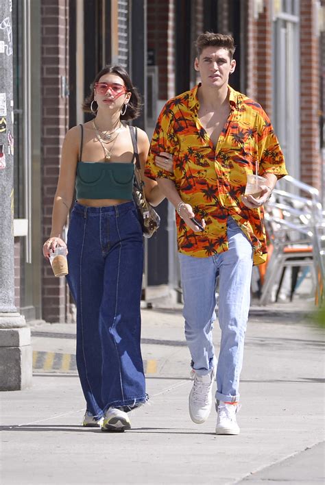 Dua Lipa Was Seen Out With Boyfriend Isaac Carew In New York Celeb Donut
