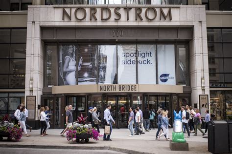 Nordstrom Says Head Of Nordstrom Rack Division To Retire In March Wsj