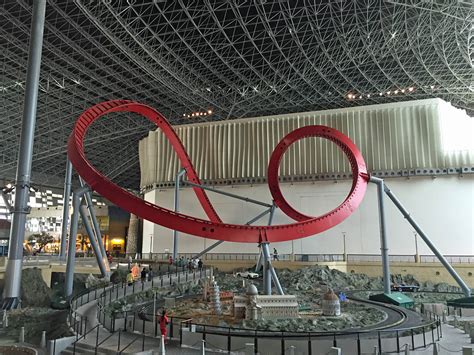 Times and dates may change without prior notice. Ferrari World - Mission Ferrari - Themeparkfreaks