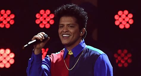 Please fill out the correct information. Bruno Mars Performs 'That's What I Like' at 2017 Brit ...