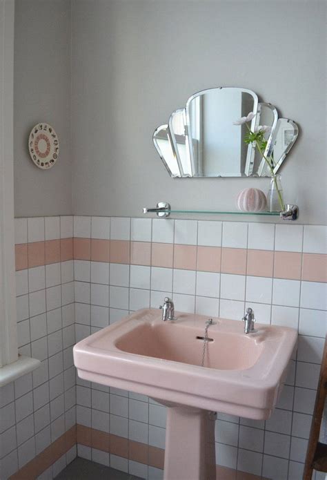 20 Vintage Pink Bathroom Sink