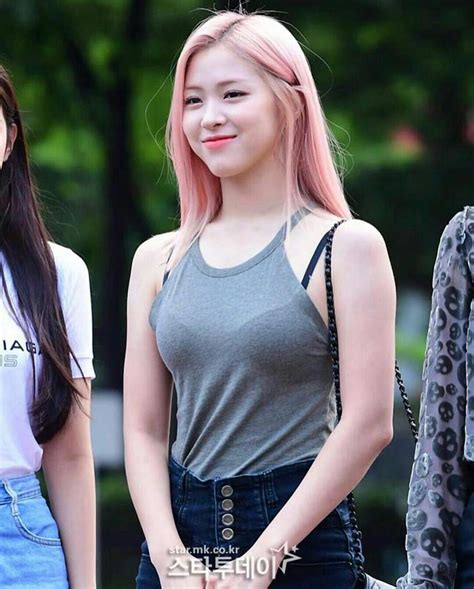 Times Itzys Ryujin Stunned Us All With Her Gorgeous Physique And