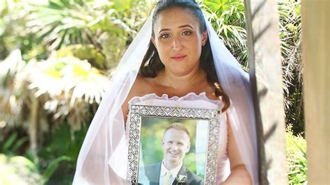 bride does memorial wedding dress photo shoot after fiance passes away abc13 houston