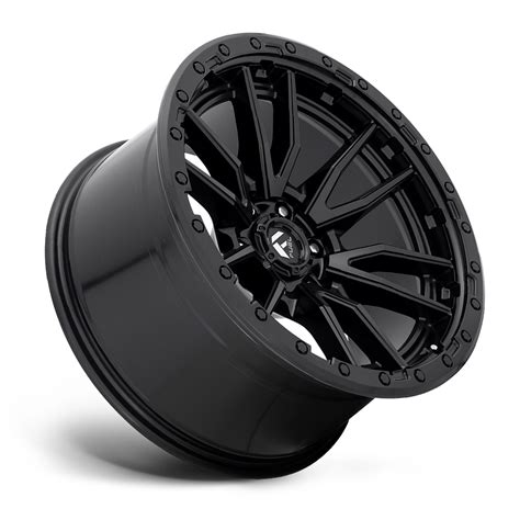 Fuel 1 Piece Wheels Rebel 6 D679 Wheels