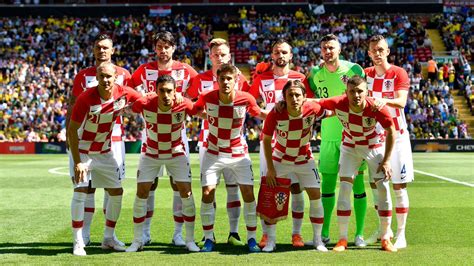 The croatia national football team represents croatia in international football. HNS | CFF on Twitter: "🇧🇷🆚🇭🇷 #Croatia national team ...