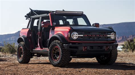 Custom Ford Bronco Photo Gallery