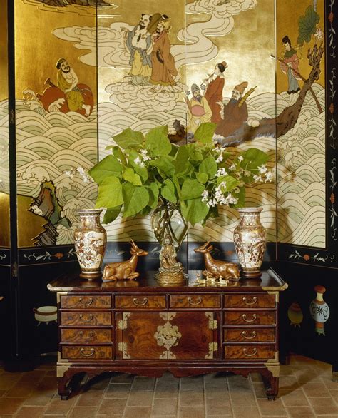 Asian Art Of The Console Asian Inspired Bedroom Asian Inspired Decor