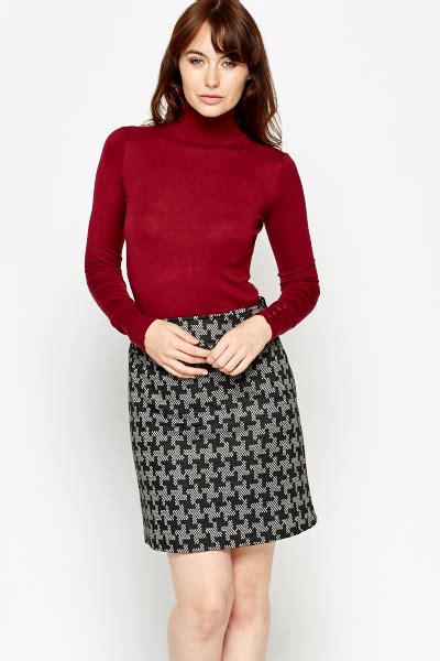 Houndstooth Pencil Skirt Just 6