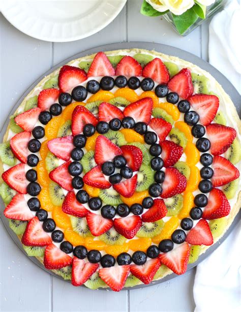 This Easy Fruit Pizza Will Add Some Beauty To Your Brunch Spread For