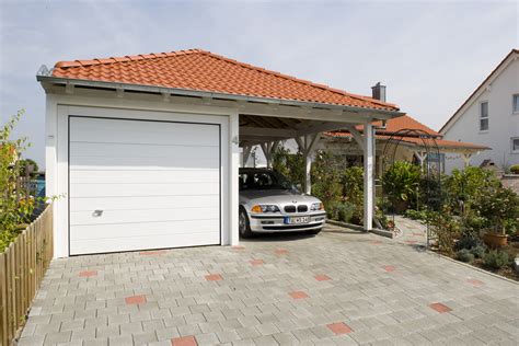Garagen in holzbauweise sind gestalterisch wie auch preislich eine interessante variante zu den üblichen garagen in massivbauweise. Kemmler Garage - Fertiggaragen, Garagen, Carports