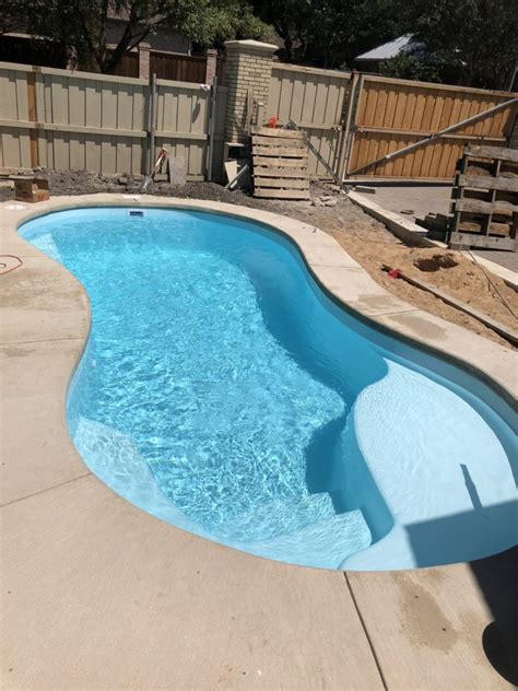 Installation The Sundial University Park Tx Phase 2 Fiberglass Pool Guyz