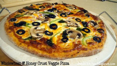 The buttery blend crust flavor is also vegan. Shital's-Kitchen: Veggie Pizza