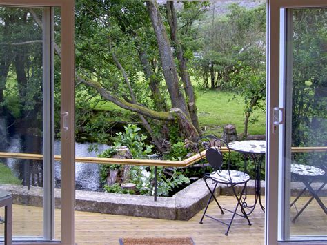 Book from £112 per night. Romantic Log Cabins - Sykes Holiday Cottages