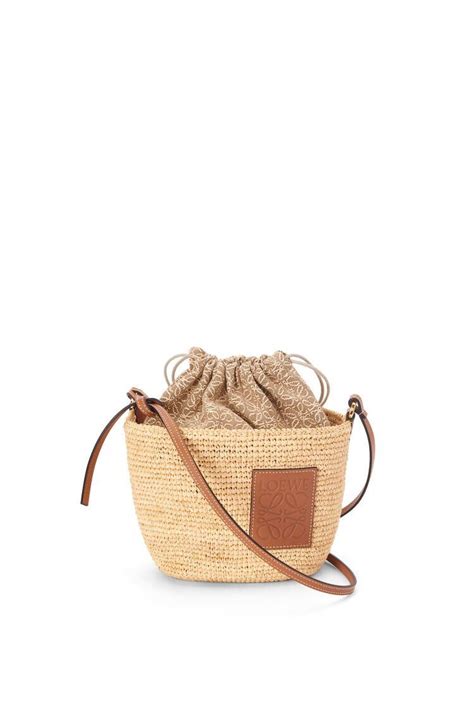 Anagram Pochette Basket Bag In Raffia Jacquard And Calfskin Natural