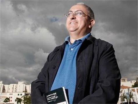 Enric Ramiro Roca Profesor Del Ies Guadassuar Autor De La Maleta De