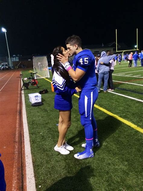40 perfect football player and cheerleader couple pictures you dream to have page 28 of 40