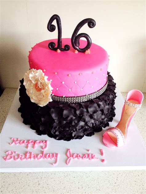 Sweet 16 Fashionista Cake Fashionista Cake Cake Sweets Treats