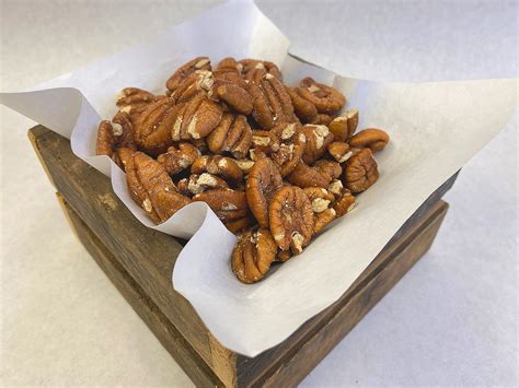 Roasted Pecans 8 Oz Shute Pecan Company