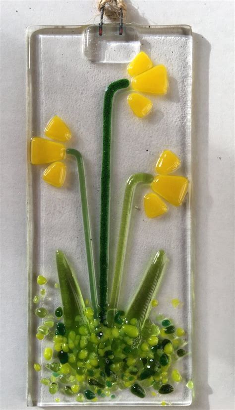 fused glass daffodils spring flowers garden sun light catcher wall art hanging suncatcher t