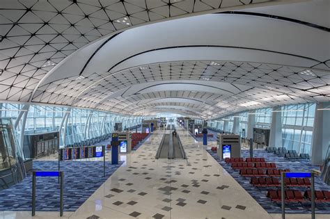 香港国際空港、新ターミナルの供用を開始 旅するlcc