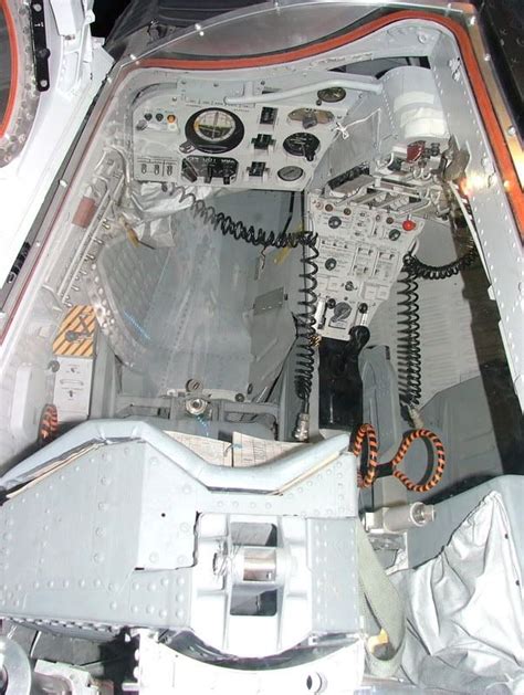 Gemini Capsule Interior Lhs Photo By Evilroyburton Photobucket