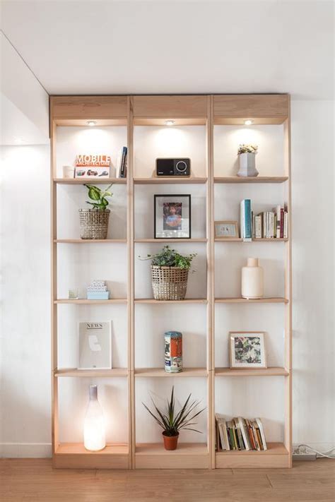 Find the perfect home furnishings at hayneedle, where you can buy online while you explore our room designs and curated looks for tips, ideas & inspiration to help you along the way. 30 Minimalist Bookcase Styling And Decorating Ideas ...