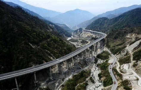 The Wonders Of Ladder Like 240km Long Yaxi Skyroad Expressway In