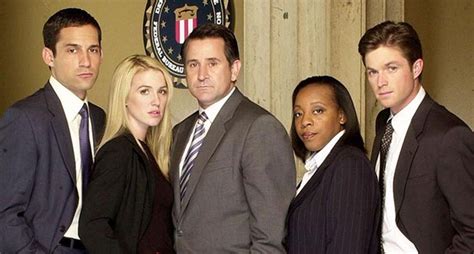Cast Of Without A Trace How Much Are They Worth Now Fame10