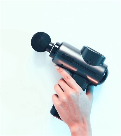 How To Use A Massage Gun • Tips From A Physical Therapist