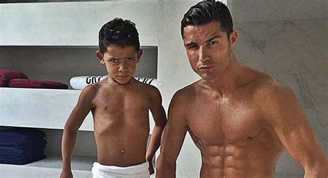 Cristiano Ronaldos Girlfriend Georgina Rodriguez Gives Birth To Baby Girl