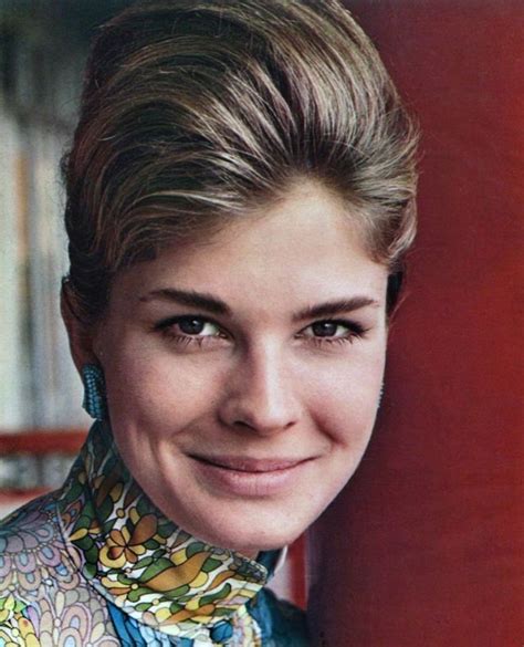 30 Beautiful Photos Of Candice Bergen In The 1960s And 70s ~ Vintage