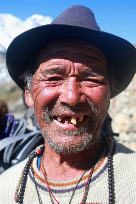 Toothless But Happy Man Annapurna Annapurna Toothless Expedition