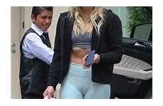 chloe moretz grace camel toe spandex julianne hough pablo cameltoe driver mexican kid tight sexy vs comments mound her vagina