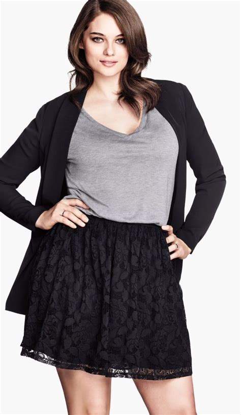 A wide variety of plus size malaysia suit options are available to you, such as feature, fabric type, and supply type. H&M plus size | Fashion clothes women, Fashion, Curvy fashion