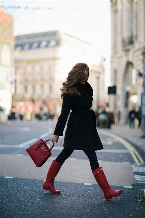 All Black Outfits With Red Rain Boots And Handbag Visit Daily Dress Me