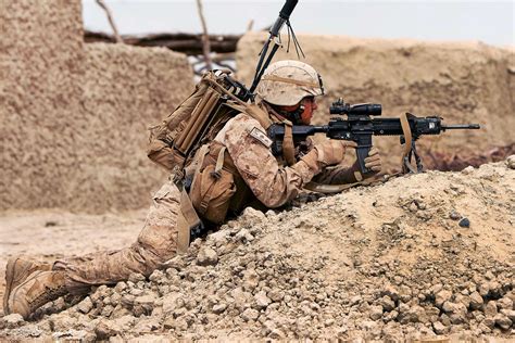 The Us Marines Cannot Get Enough Of The M27 Infantry Automatic Rifle