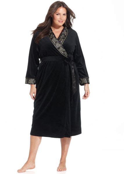 Jones New York Steam Velour Robe In Black Lyst