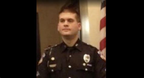 Breaking Kentucky State Police Searching For 2nd Suspect In Killing Of Pikeville Police Officer
