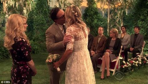 Real Life Exes Kaley Cuoco And Johnny Galecki Throw Wedding Ceremony On