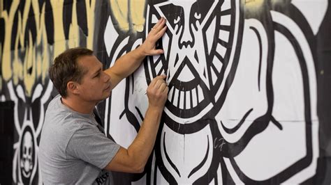 Obey Giant Documental Sobre La Vida De Shepard Fairey All City Canvas