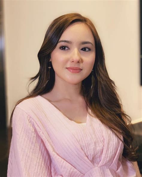 pin by krazix on celebrity malay artis melayu beautiful girl face