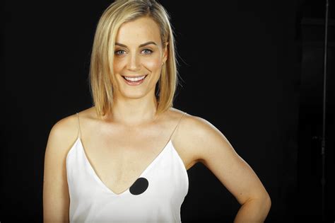 Orange Is The New Black Star Taylor Schilling Stays Fit With
