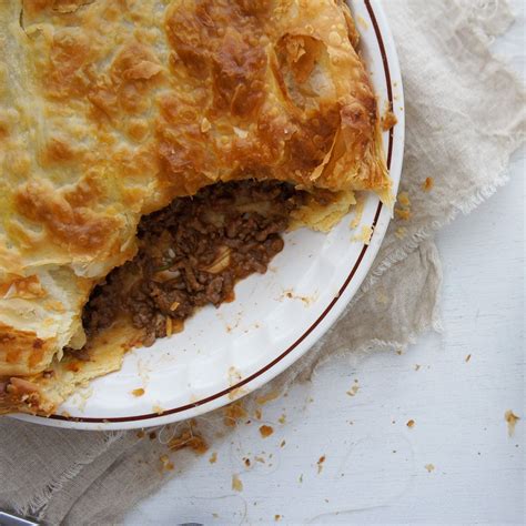 Check spelling or type a new query. Aussie meat pie | Recipe | Meat pie recipe, Meat pie ...