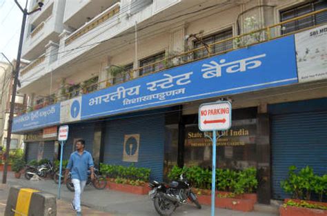 Ashwin bhai(harshad mehta's elder brother)? Harshad Mehta: SBI fraud: 8 bank officials, Harshad Mehta ...
