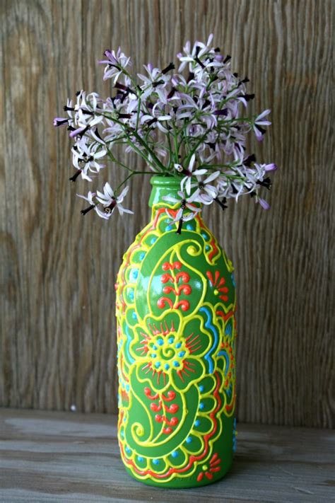 30 Nice Glass Vase Painting Ideas 2024