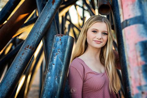 Scottsdale Senior Photographer Captured Moments Portrait Senior