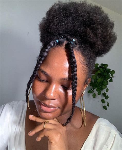 20 Hottest Afro Puff Hairstyles Worth Trying In 2023
