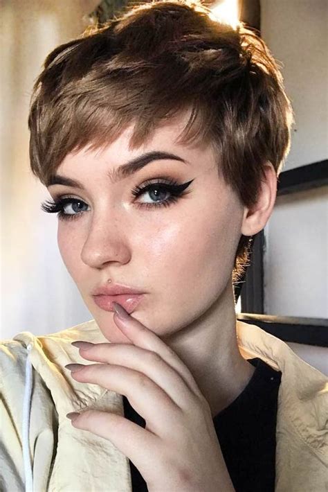 Colorful Stylish Easy Pixie Haircut Ideas Short Pixie Cuts