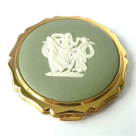 Vintage 1940s Three Graces Wedgwood Stratton Compact Gem