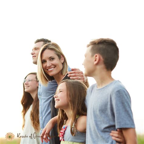 If you're looking to strengthen family bonds, you'll want to heed the wisdom of those who've come before us. Family Bonding Quotes to Inspire Your Family | Renée at ...